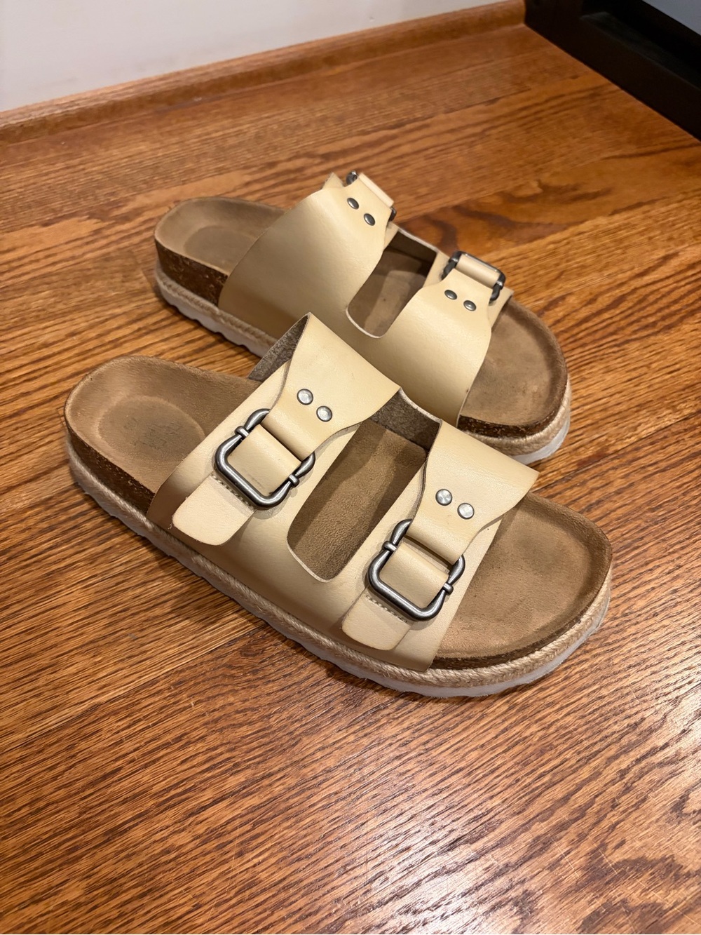 Women’s Beige Double-Buckle Slide Sandals - 7.5